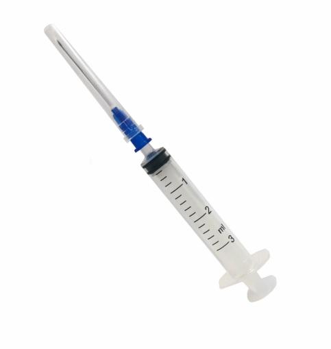 ����� 3-� ������������ 3 �� 23G (0,6 � 30) ���� ���: LUER lock /���� ���, (��:100����: 2400��)/ SALUVIT/ CHIFENG TIANBO/ �����